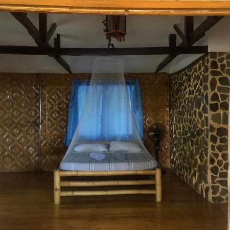 Beach House Resort And Dive Center Mambajao Extérieur photo