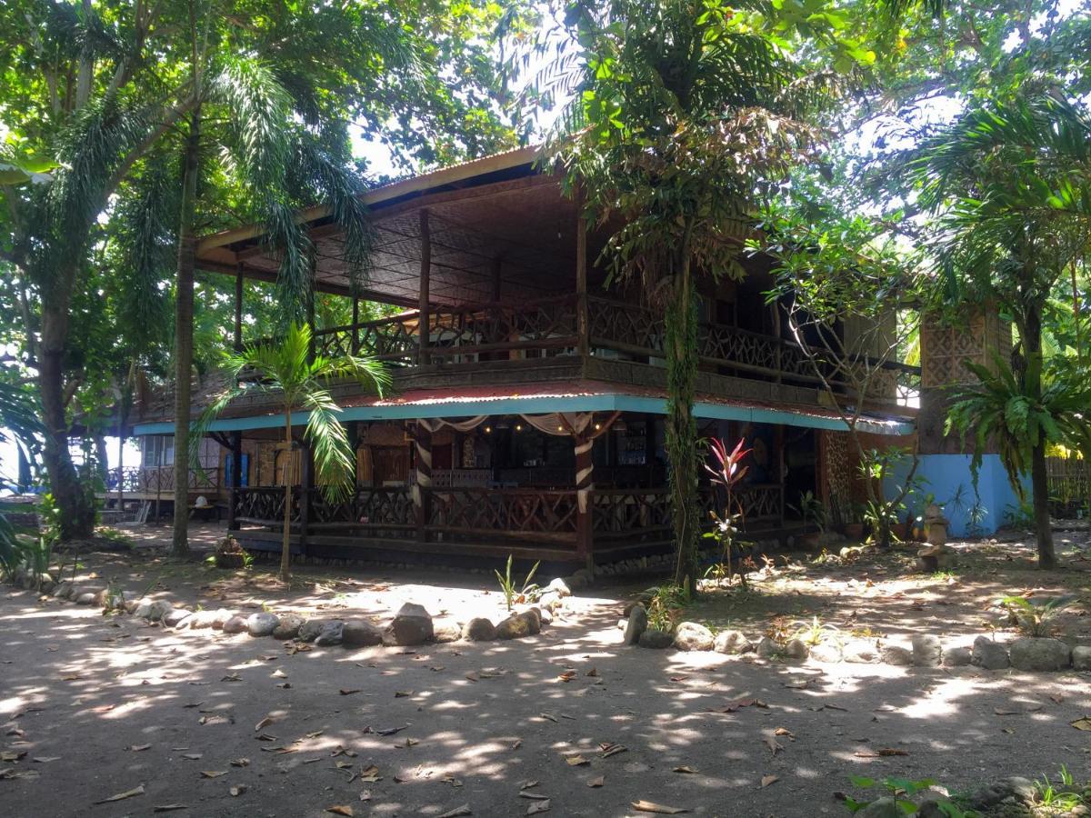 Beach House Resort And Dive Center Mambajao Extérieur photo