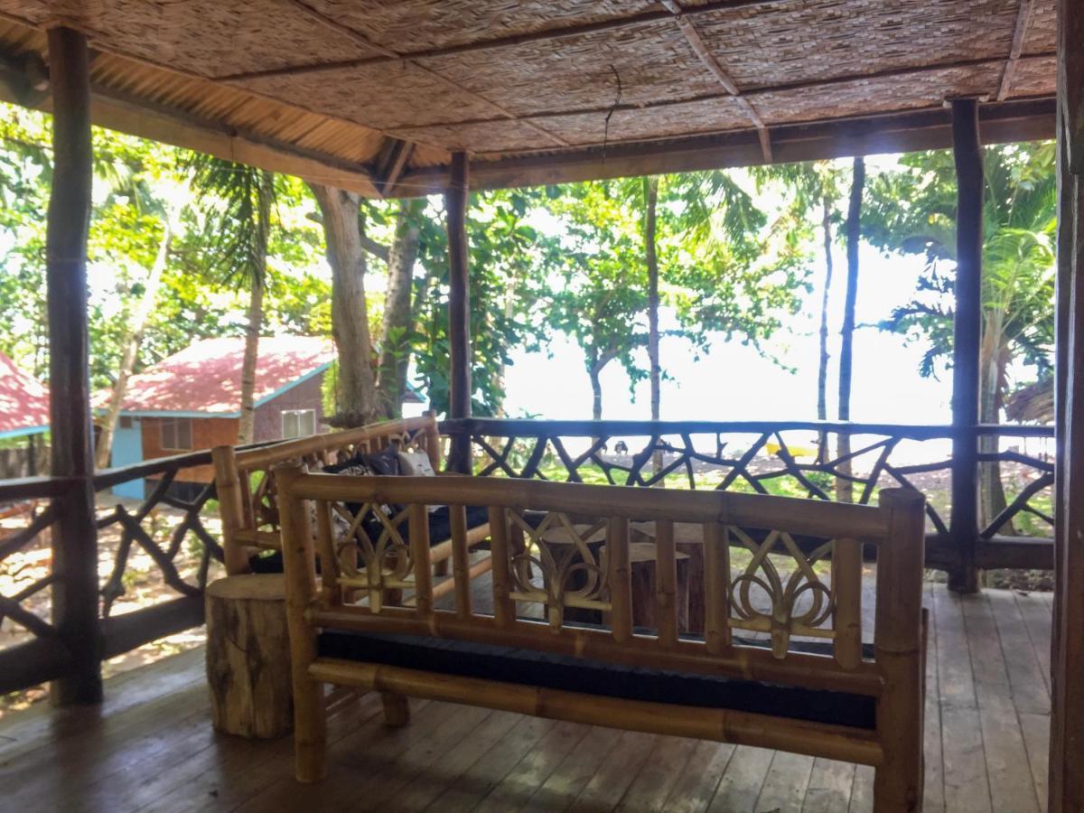 Beach House Resort And Dive Center Mambajao Extérieur photo