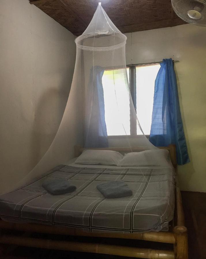 Beach House Resort And Dive Center Mambajao Extérieur photo