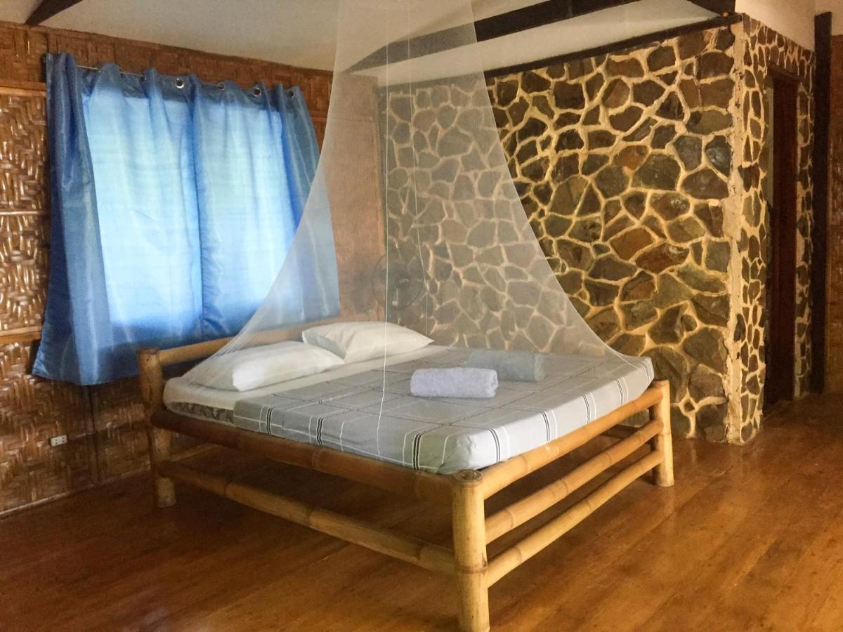 Beach House Resort And Dive Center Mambajao Extérieur photo